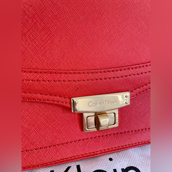 Calvin Klein Orange Crossbody Small Bag - Picture 4 of 8